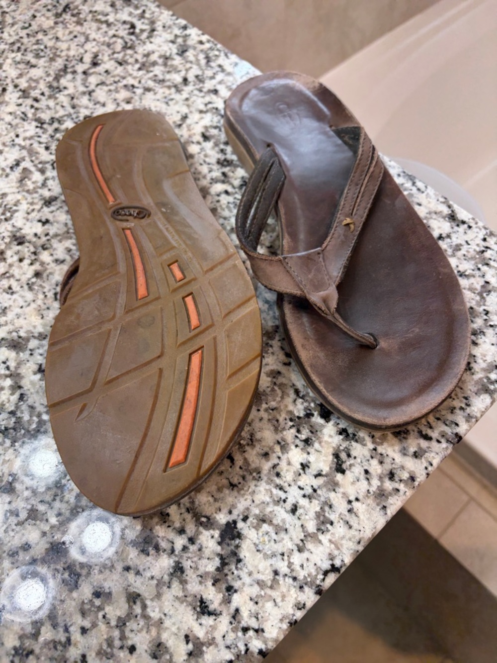 Chaco Brown Leather Women's Flip Sandals - Picture 3 of 3